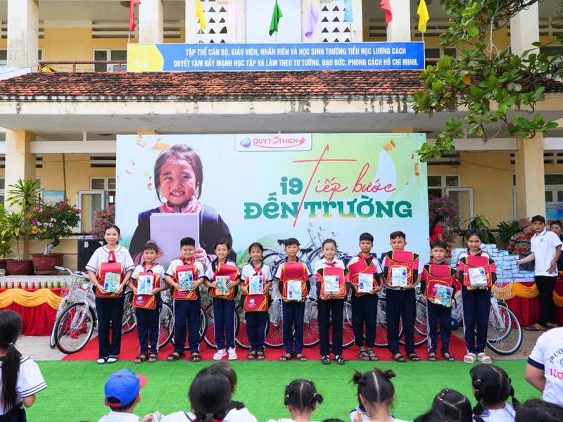 Đào tạo và cập nhật kiến thức